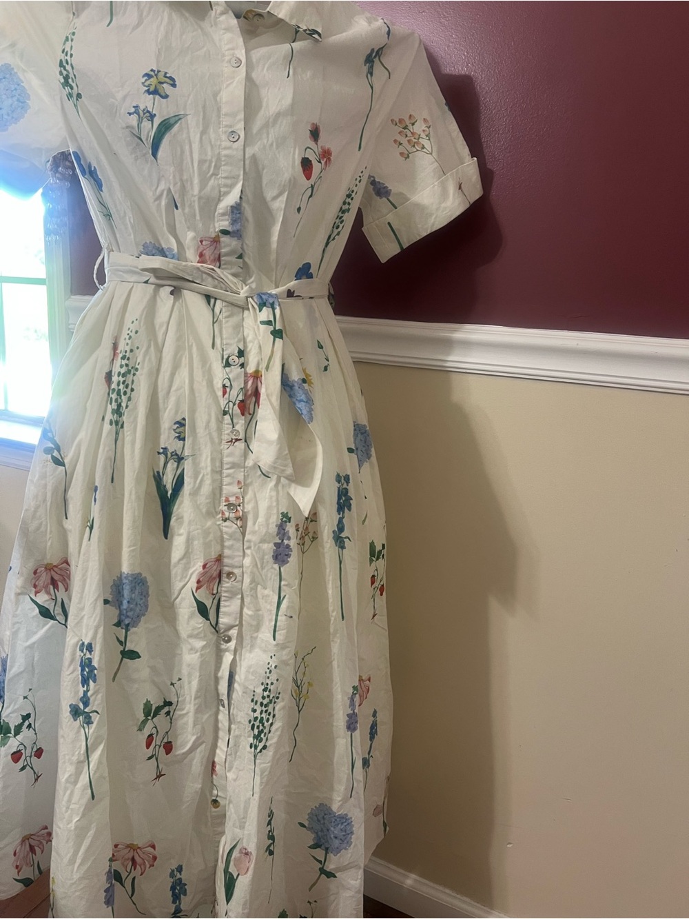 entro White Floral Button-Front Midi Dress - Picture 2 of 8